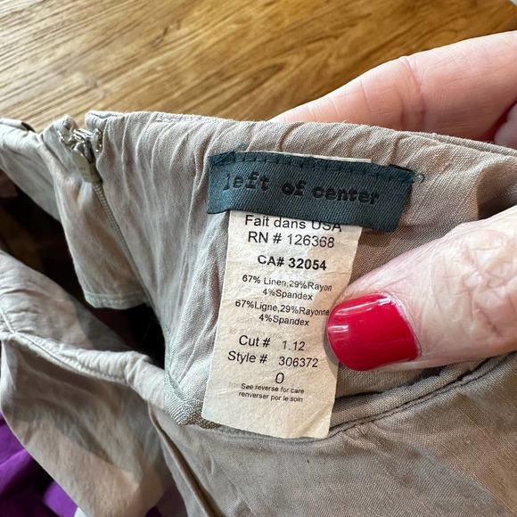 Anthropologie Left Of Center Diagonally Divided Women’s Two Toned Pleated Skirt - Picture 3 of 8